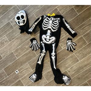 Skeleton Halloween Costume sz. 3T. mask, hands and body!